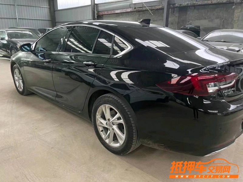 潍坊21年别克君威7