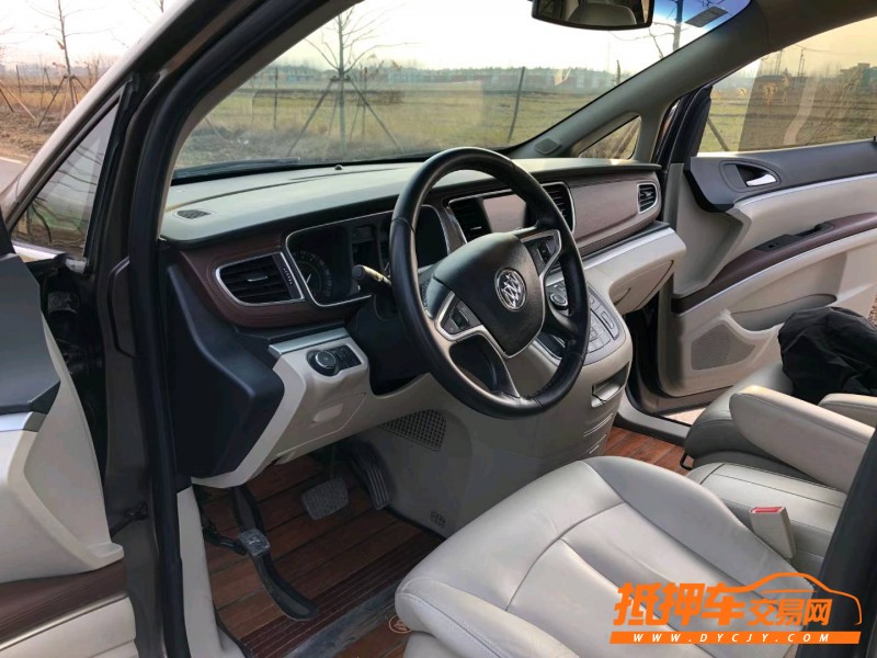 徐州18年别克GL84