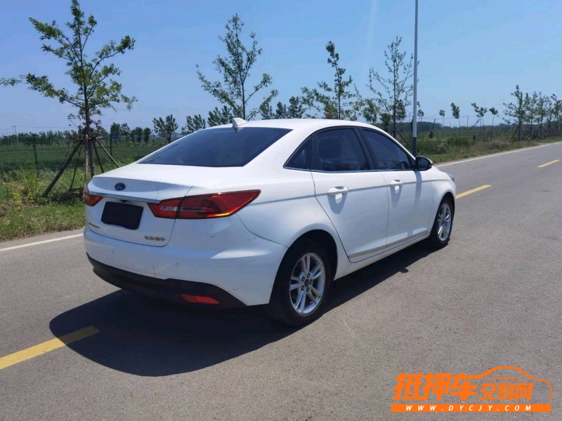 徐州19年福特福睿斯8