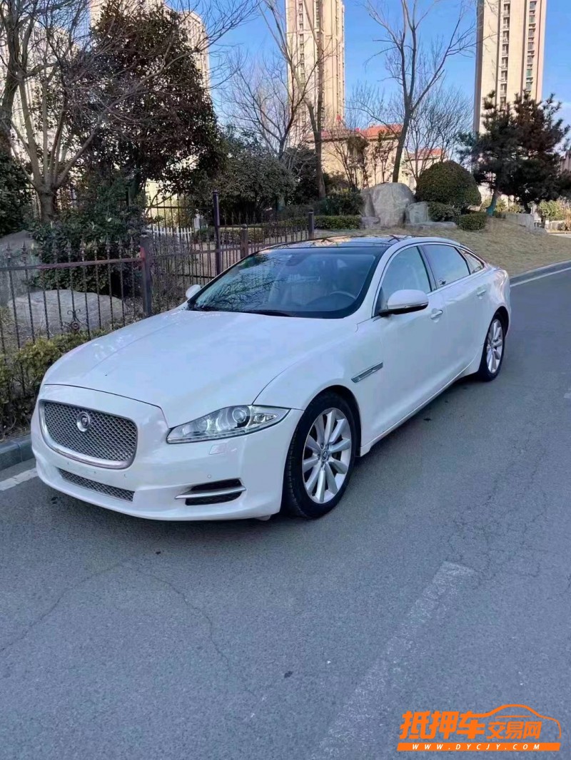 煙臺10年捷豹XJL2