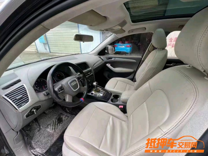 常德13年奧迪Q59