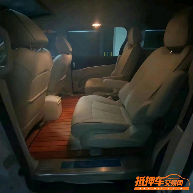 金昌21年別克GL85