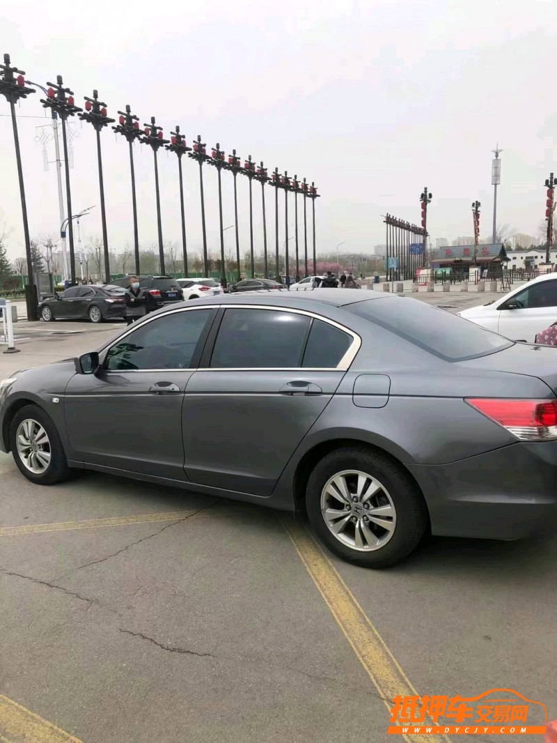 潍坊12年本田雅阁5
