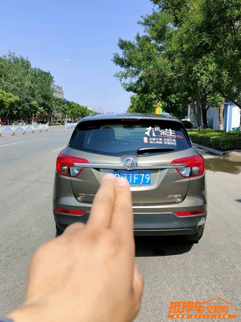 聊城17年别克昂科威5