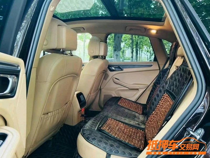 聊城15年保时捷Macan4
