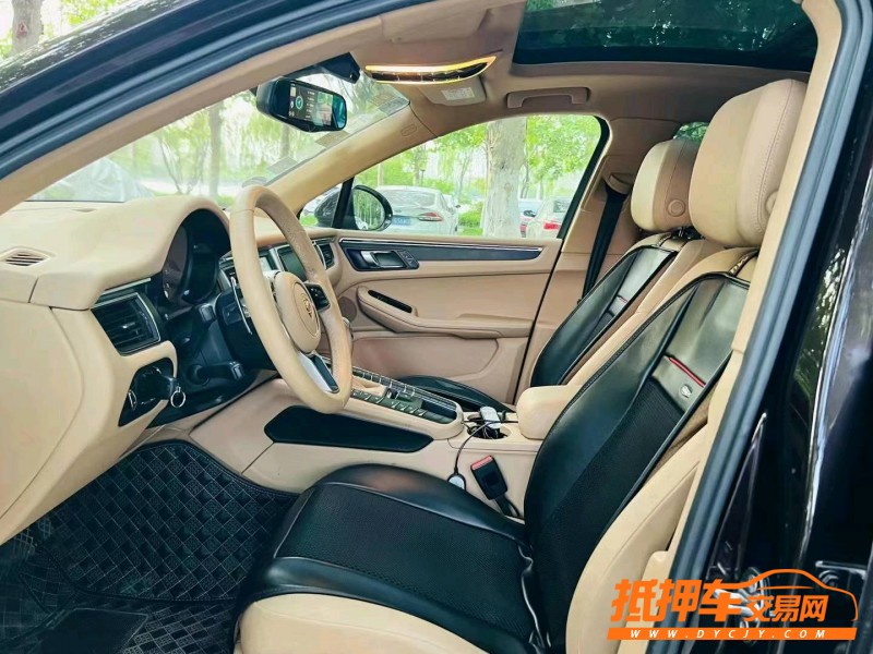 聊城15年保时捷Macan6