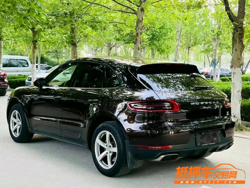 聊城15年保时捷Macan7
