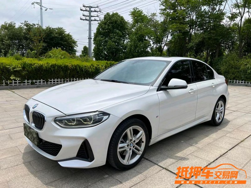 徐州19年宝马1系3
