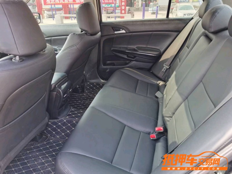 北京13年本田雅阁9