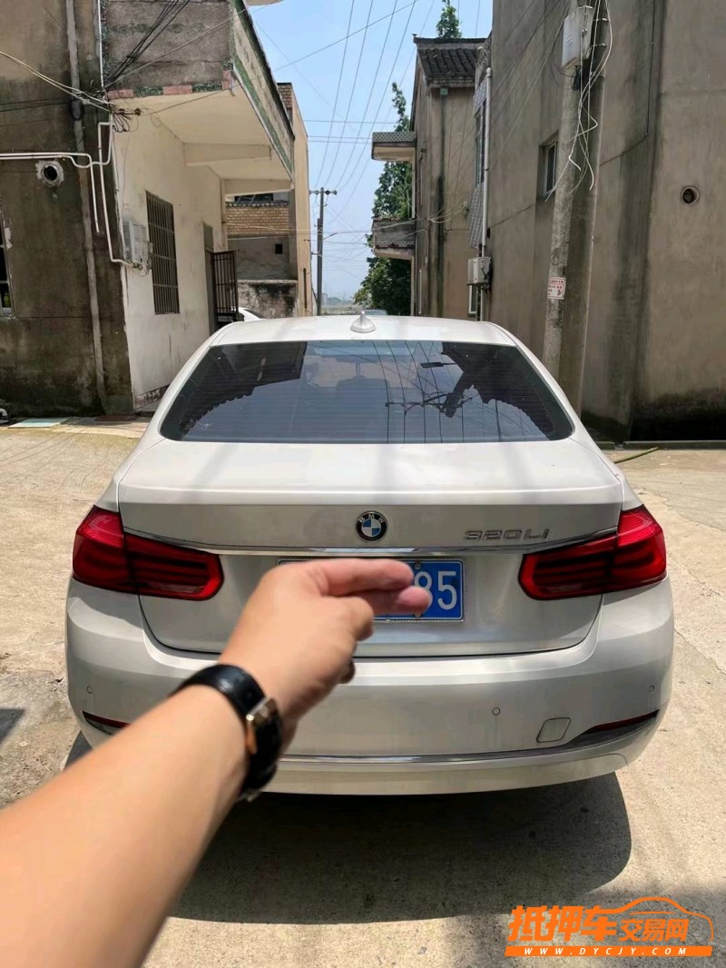 徐州18年宝马3系9