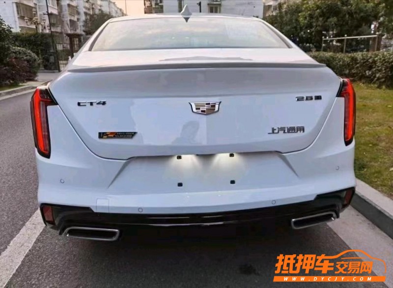 宜昌20年凱迪拉克CT42