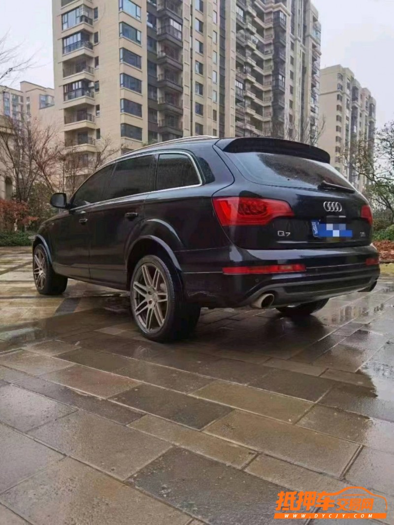 宜昌10年奧迪Q76