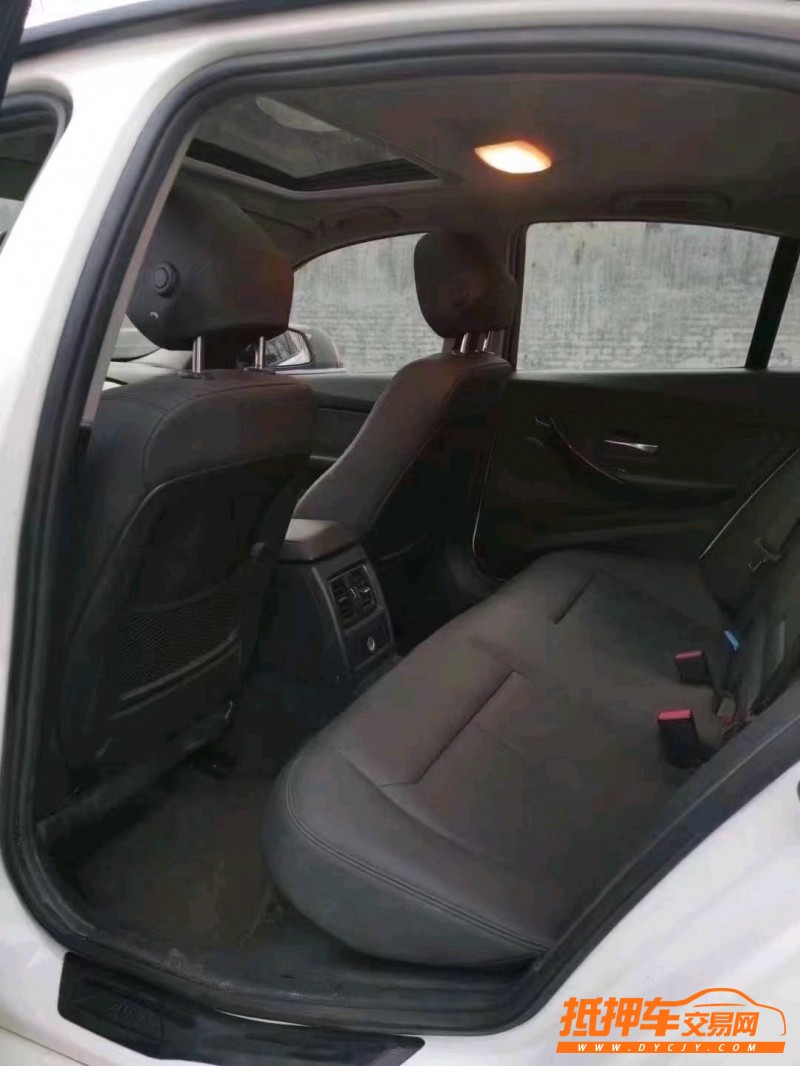 北京16年宝马3系4