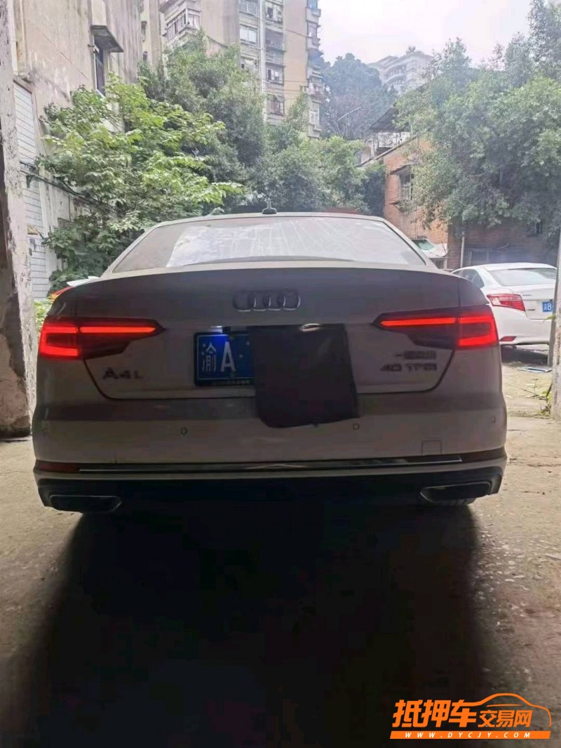 重慶19年奧迪A4L2
