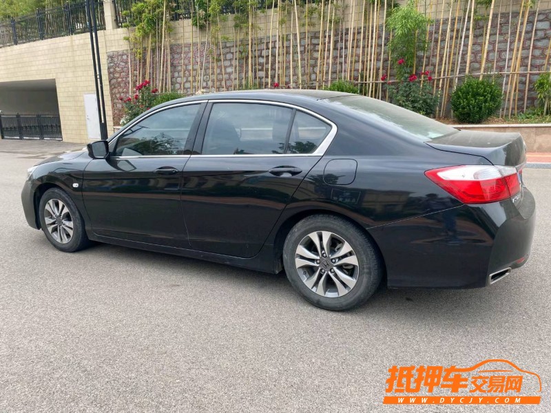 烟台15年本田雅阁9