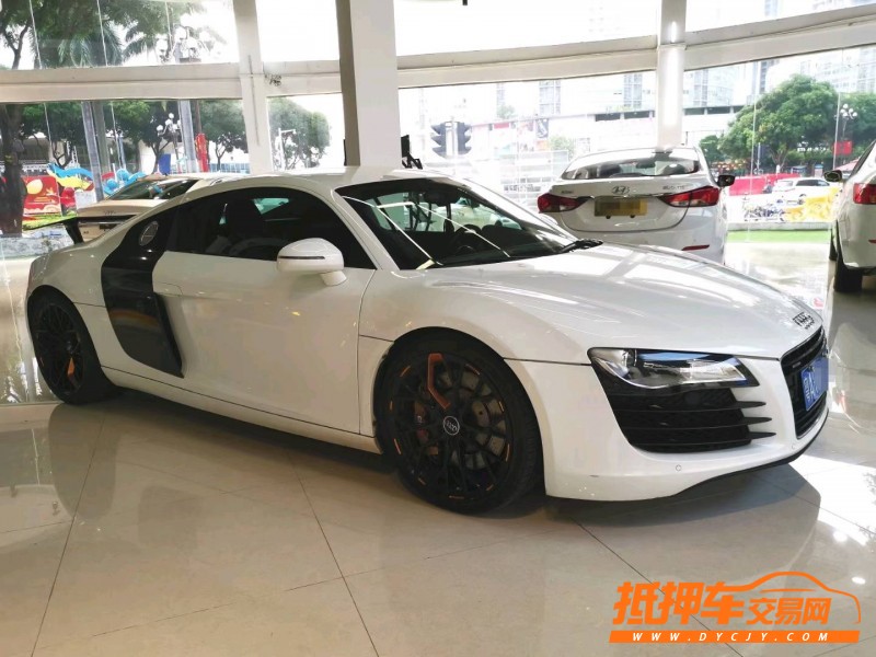 廣州09年奧迪R82