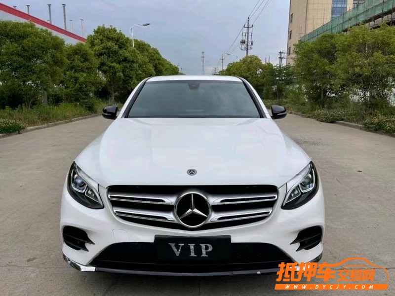 盐城17年奔驰GLC1