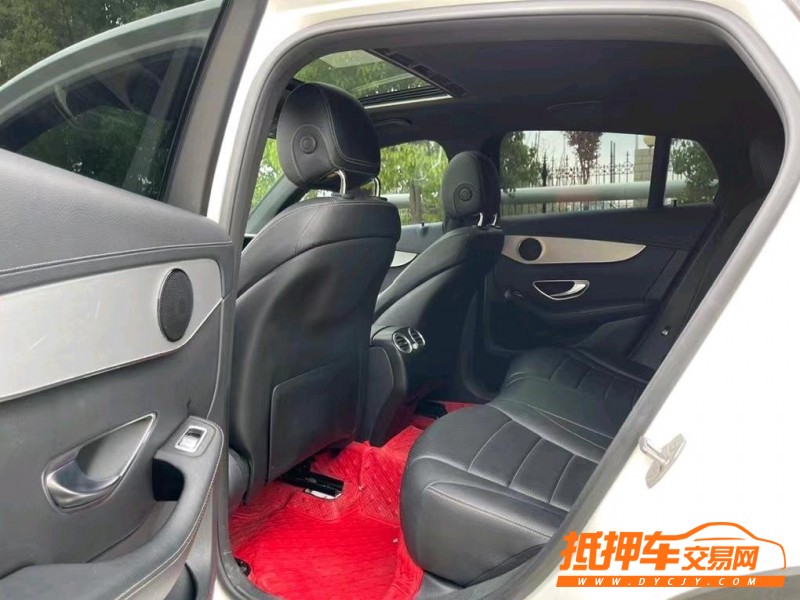 盐城17年奔驰GLC5