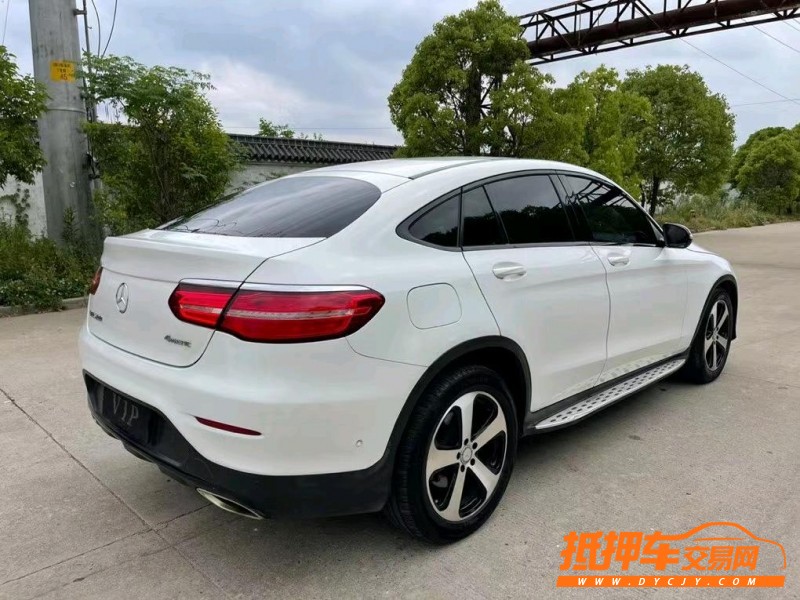 盐城17年奔驰GLC8