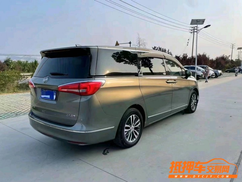 潍坊17年别克GL87