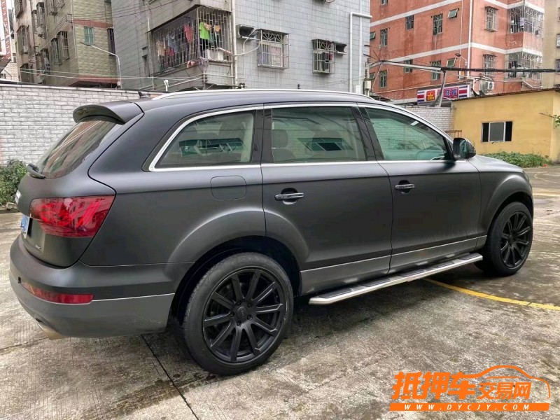 廣州10年奧迪Q78