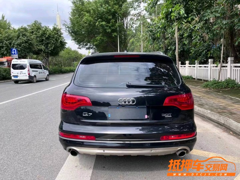 南寧17年奧迪Q79
