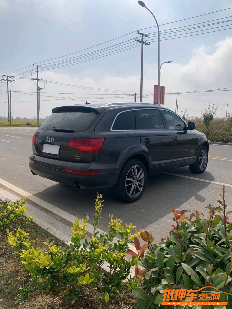 無錫11年奧迪Q75