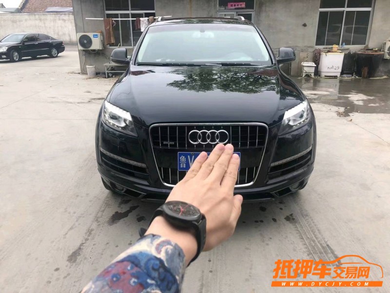 青岛11年奥迪Q71