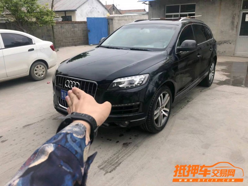 青岛11年奥迪Q72