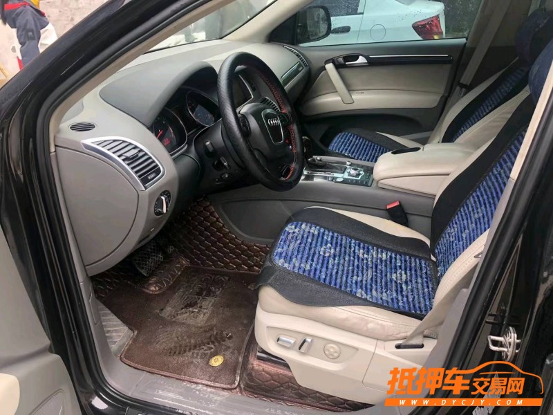 青岛11年奥迪Q73