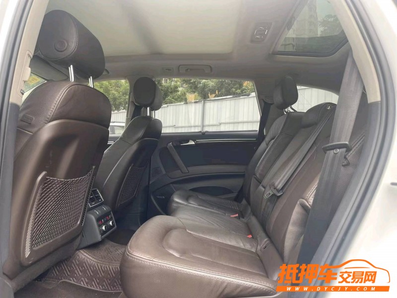 鄭州13年奧迪Q75