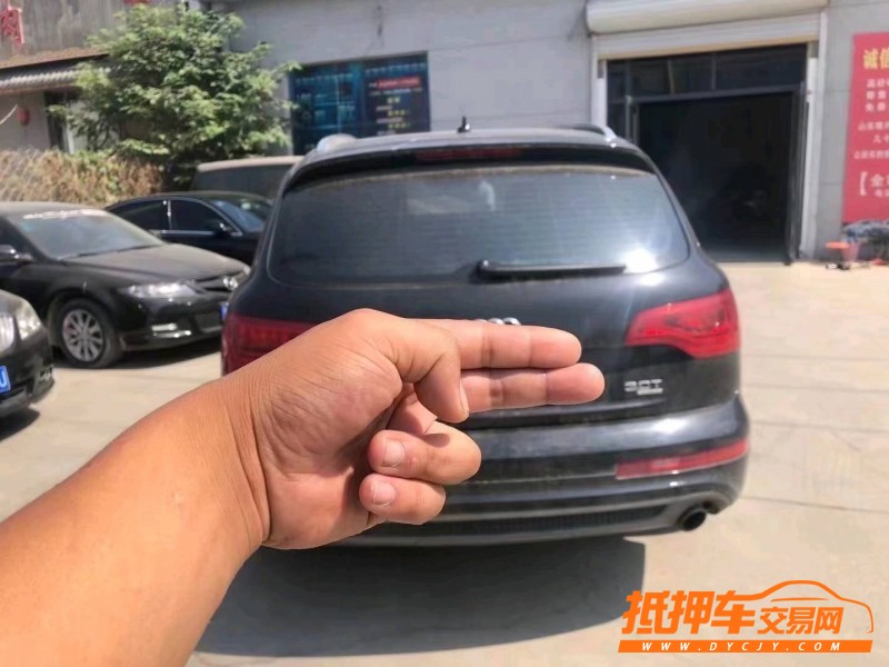 青岛13年奥迪Q73