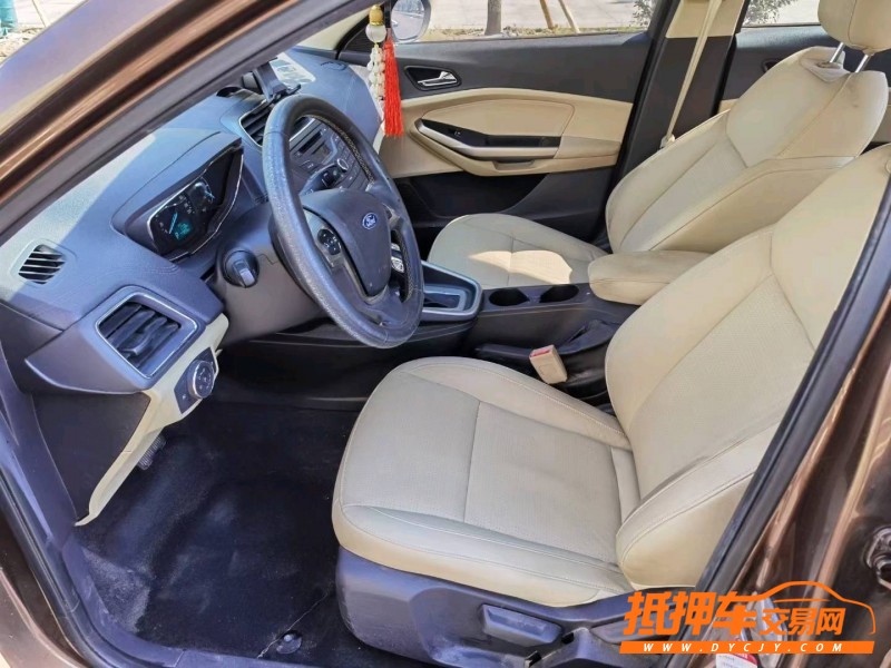 徐州15年福特福克斯6