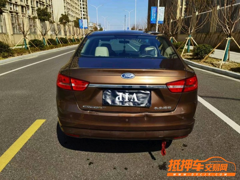 徐州15年福特福克斯9