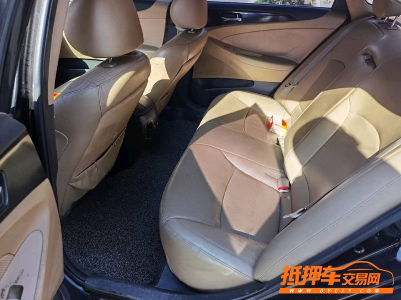 徐州13年现代索纳塔八5