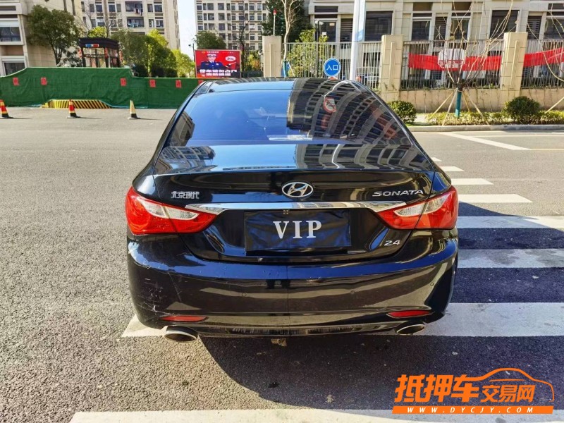 徐州13年现代索纳塔八9