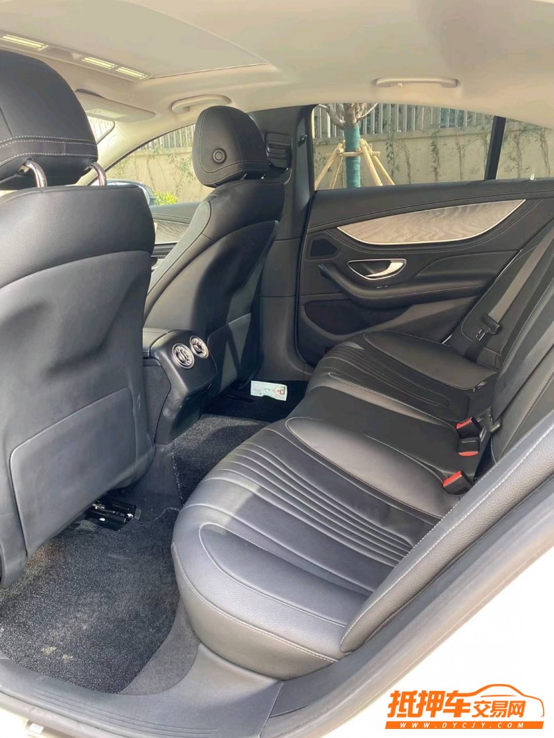 徐州19年奔驰CLS5
