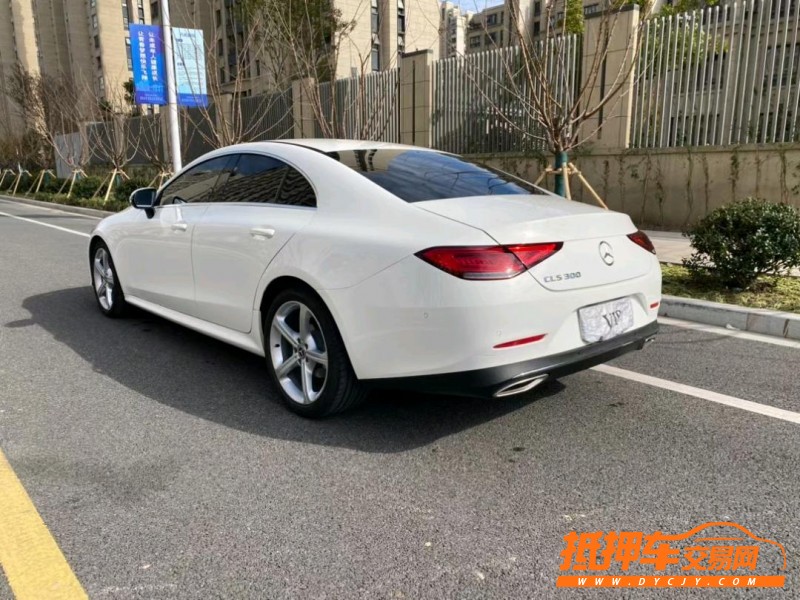 徐州19年奔驰CLS7