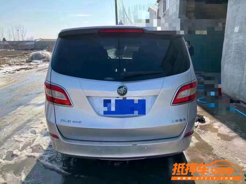 青岛12年别克GL86