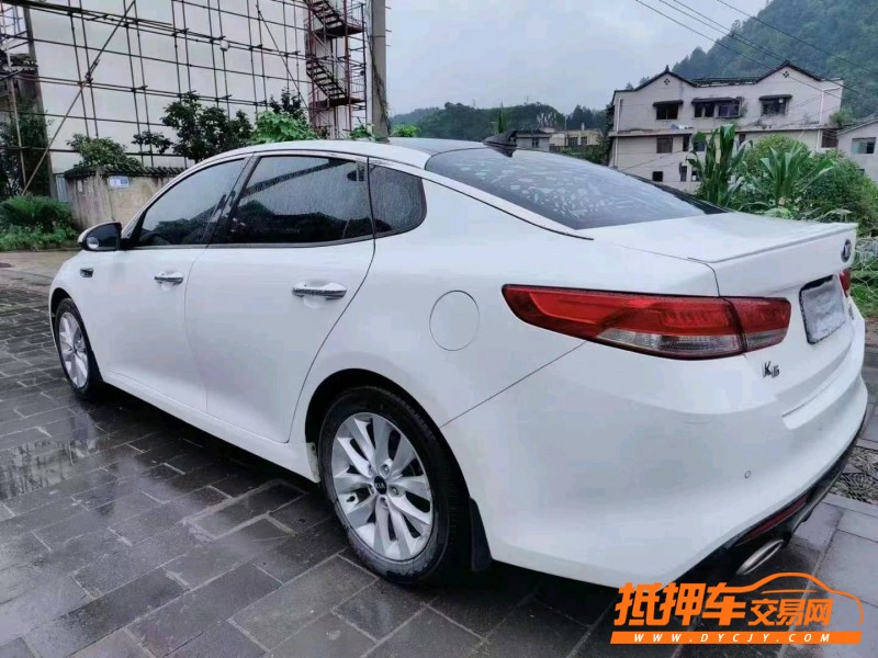 貴陽17年起亞K55