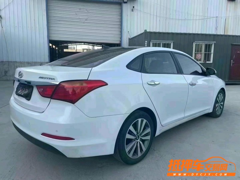 潍坊17年现代名图7