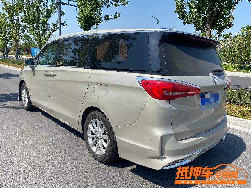 泰州18年别克GL84