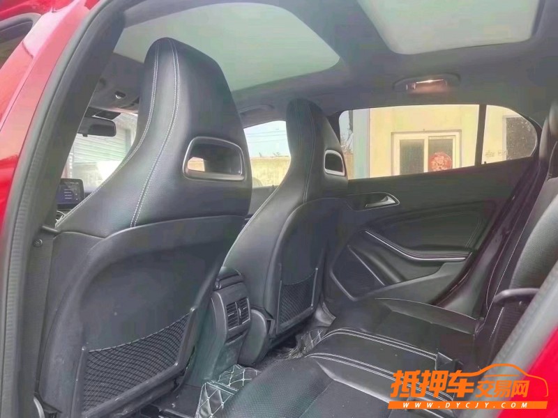 烟台15年奔驰GLA8