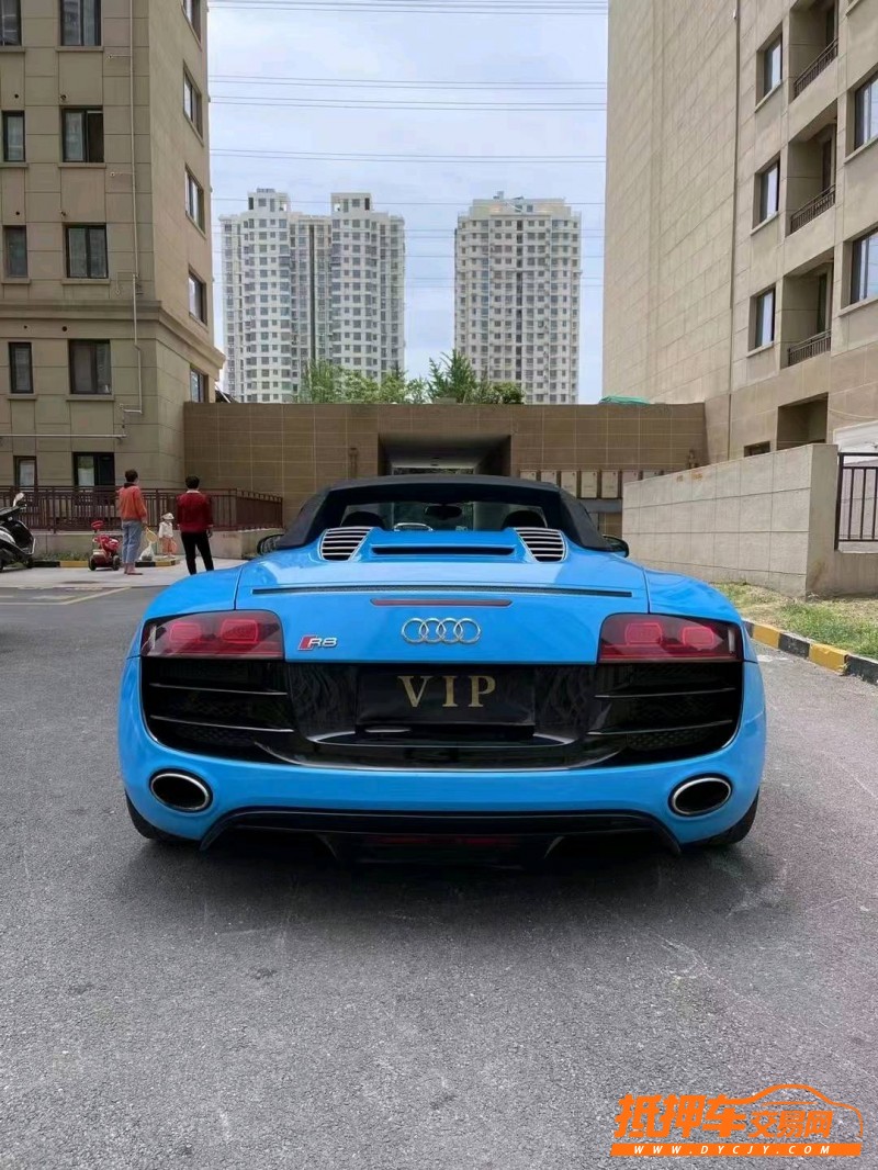 徐州14年奥迪A8L9