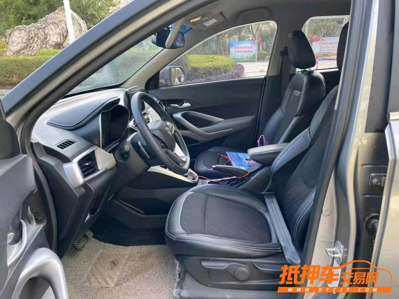 欽州17年寶駿5103