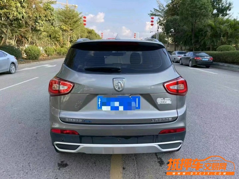 欽州17年寶駿5106
