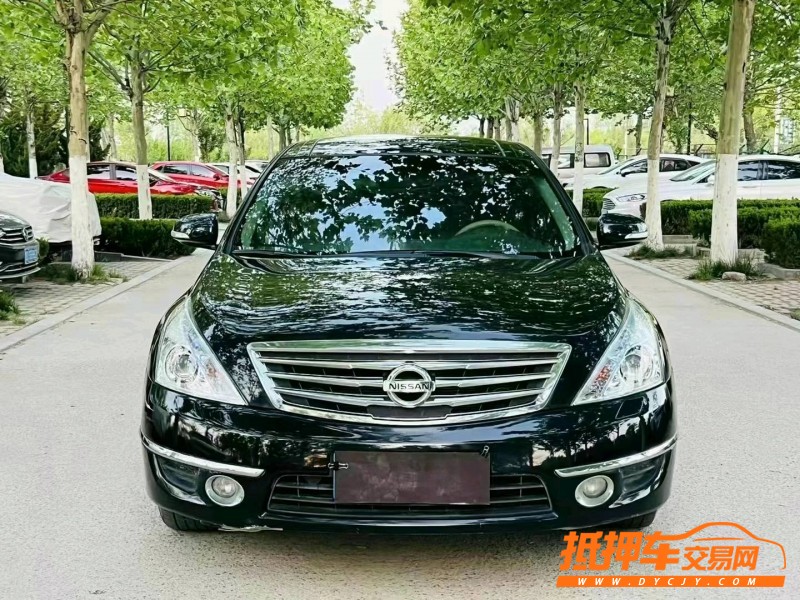 聊城15年日產天籟1