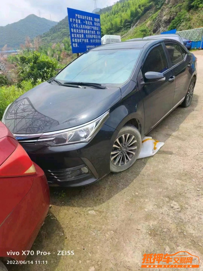 潍坊17年丰田卡罗拉4