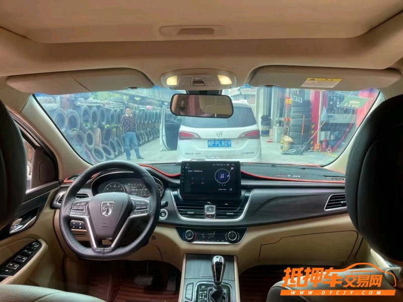 欽州17年寶駿7302