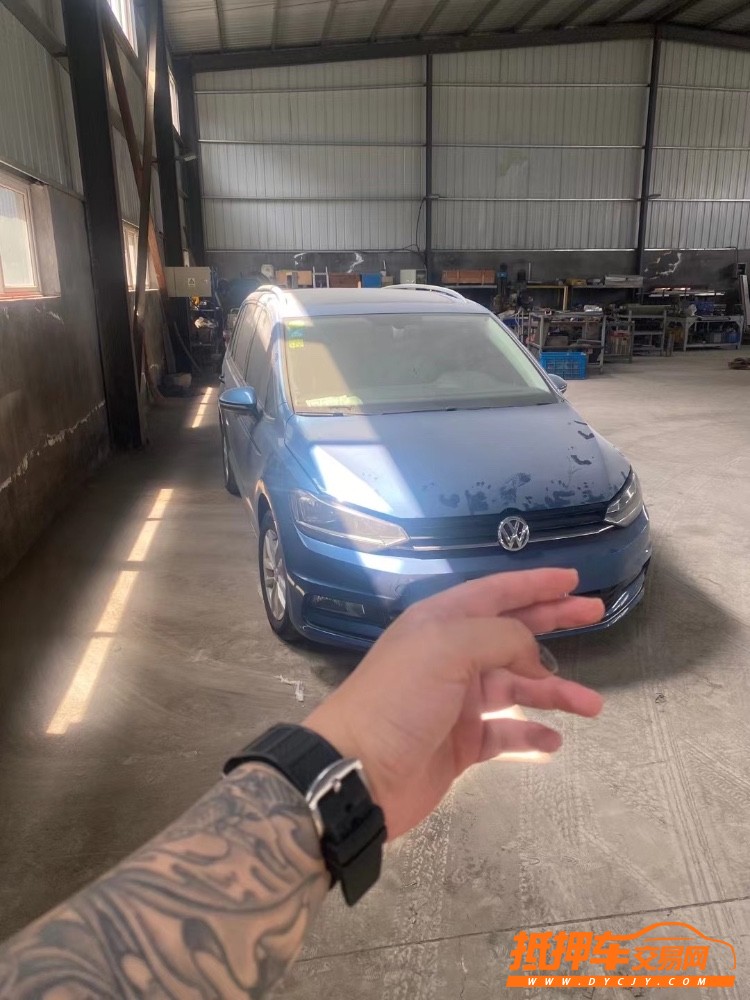 青岛16年大众途安1